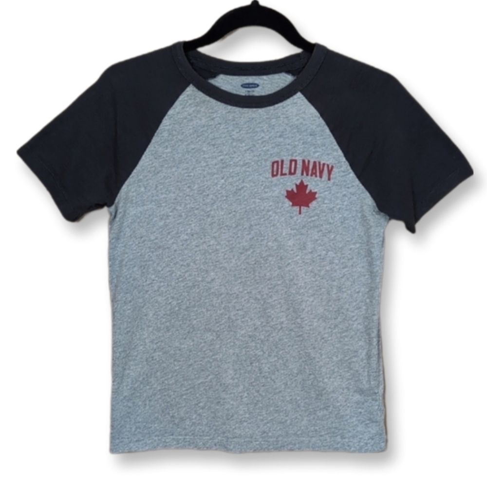 3/$20 Old Navy Canada Raglan T Shirt Canadian Maple Leaf Patriotic Canada Day